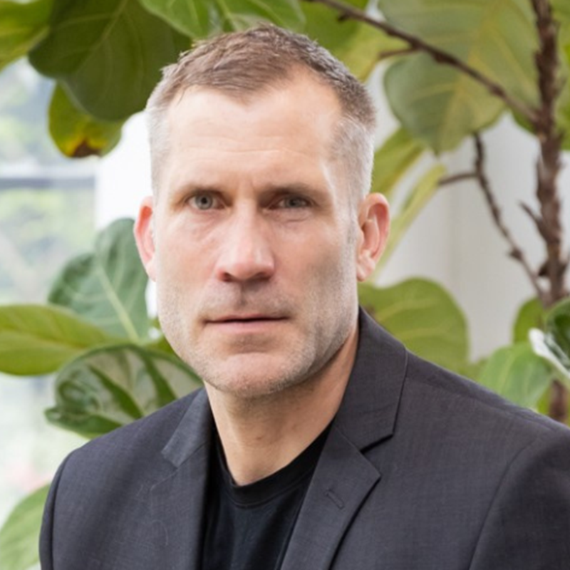 Giles Rhys Jones